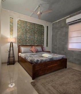 Santacruz West Apartment | Annapura Floral- 4 Bedroom Apartment