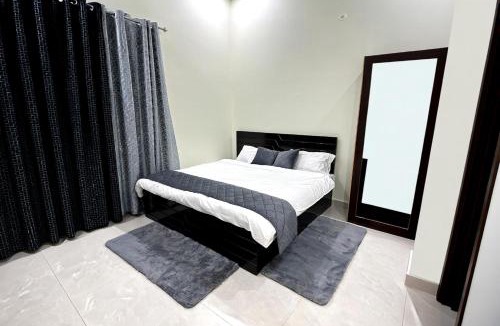 Haldwani Hotel | Jaiswal Guest House