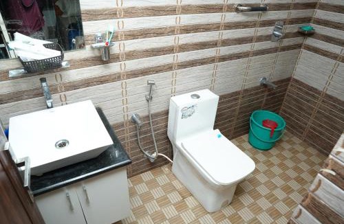 Sulthan Bathery Hotel | Kaivalyam Homestay