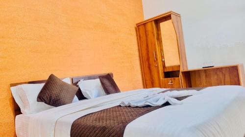 Vayittiri Hotel | Fa Stay inn Wayanad
