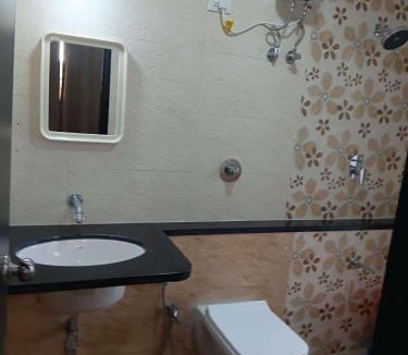 Dadar Bed & Breakfast | Abode Homes Service Apartments Prabhadevi