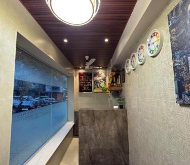 Nerul Hotel | Hotel Regal Residency