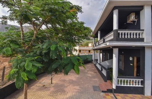 Malavli Villa | ll EMPYREAN STAYS ll BLACK PANTHER VILLA ll