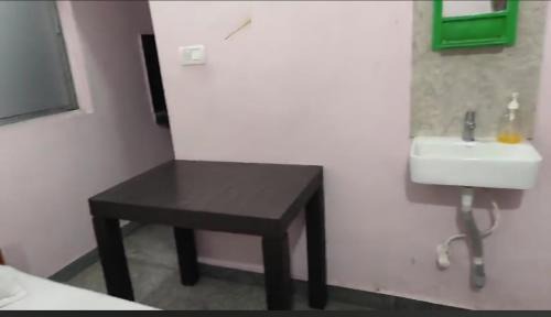 Rajendra Nagar House | Ganga Bhagirath Hotel Couple friendly