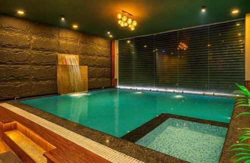 Jaipur District Villa | City centre 6 BHK Villa with indoor Pool