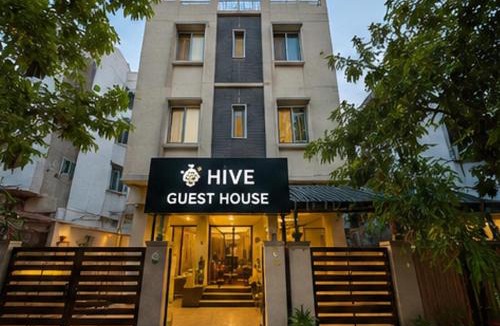Banikhet Hotel | Hive Guest Cozy & Comfort Near Banikhet