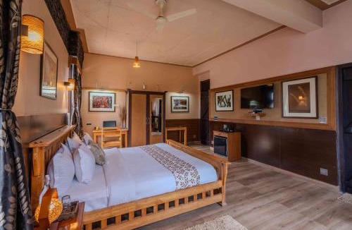 Fatehpur House | The Divine Hima