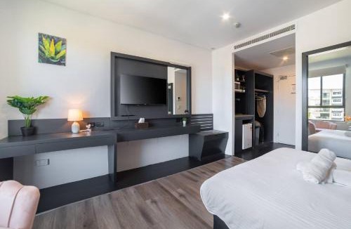 Greenacre House | Deluxe Queen Room - Sleeps 2