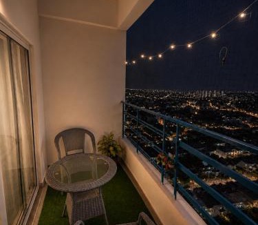 Greater Noida Bed & Breakfast | Aesthetic High-Rise Studio, Balcony & Villa View