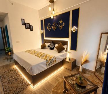Greater Noida Bed & Breakfast | Aesthetic High-Rise Studio, Balcony & Villa View