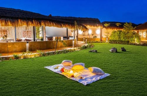 Bhiwadi Hotel | ELIVAAS Signature Kimaya Farms Luxury Cottages near Gurgaon