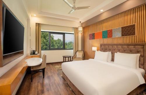 Srinagar Hotel | Radisson Srinagar