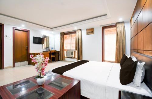 Dhanbad Hotel | Super Collection O Shanti Bhawan Bank More Formerly Madhulika