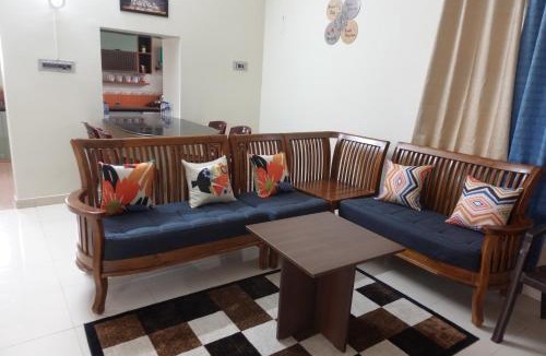 Tiruchirappalli House | Thiruveesar Family Retreat near Airport