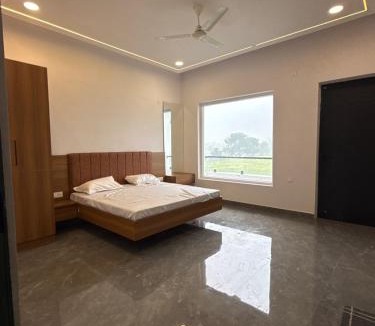Jalesar House | The grand royal palace