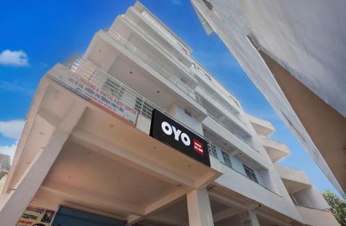 Laheriasarai Hotel | HOTEL O MJ INN