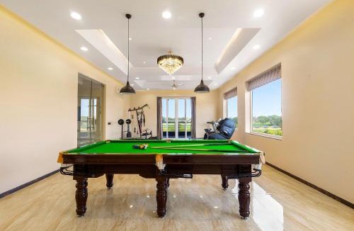 Amer Villa | Abhinandan Farm by ELIVAAS