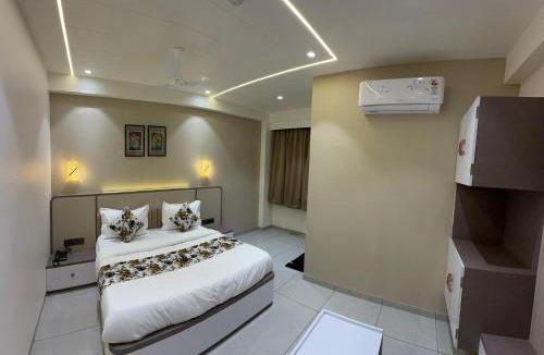 Vadodara Hotel | Hotel Vallabh Sky