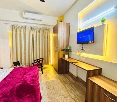 Greater Noida Apartment | KR Premium Rooms