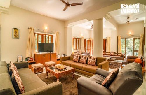 Mount Abu Villa | StayVista at Mangal House by the Lake with Lawn, BBQ