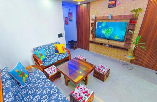 Chhatarpur Apartment | Divisha Home Stay- 2BHK Modern Luxury Apartment in South Delhi