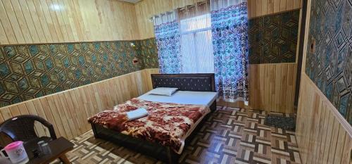 Srinagar Hotel | Hotel First Kashmir