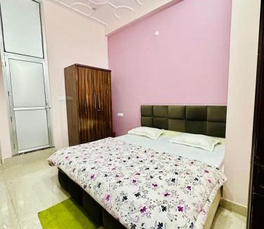 Haidargarh Hotel | Narayan Square