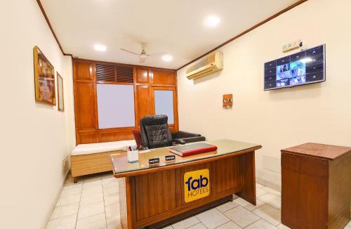 Govindpuri Hotel | FabHotel Grand