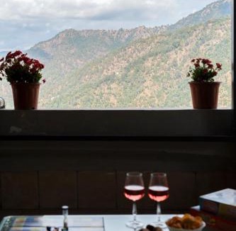 Ramgarh Villa | StayVista at Shaantam Villa with BBQ & Bonfire