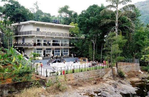 Elappara House | Nellikunnel River Side Home Stay