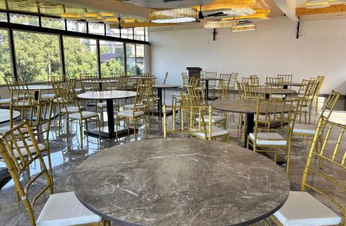 Turuk Hotel | Sood's Himalayan Vista