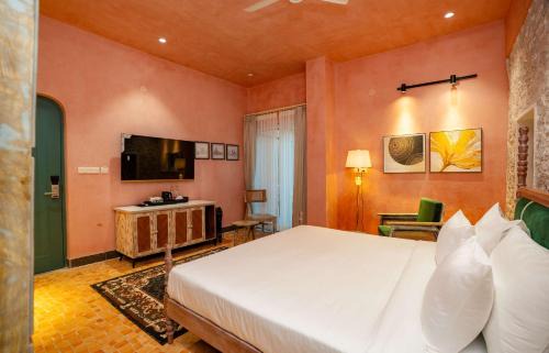 Kookas Resort | Sisodia Bagh Luxury Boutique Resort-Jaipur