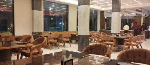 Dhar Hotel | Hotel Anmol And Resort