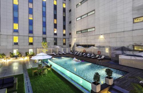Aerocity Hotel | ibis New Delhi Aerocity - An Accor Brand