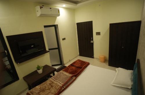 Khatu Hotel | Jiwaji Palace