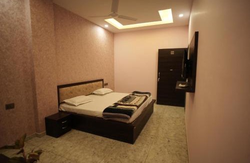 Khatu Hotel | Jiwaji Palace