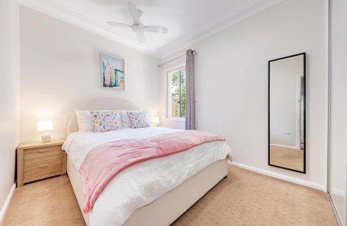 Caringbah South House | Luxury 3 bedroom 2 bathroom full home with easy access near Cronulla