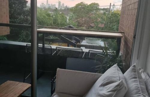 Annandale Apartment | Charming 1 Bedroom Apt in Annandale, City Views Heritage Charm