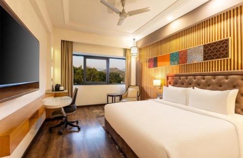 Srinagar Hotel | Radisson Srinagar
