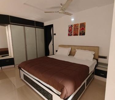 Sanpada Apartment | Spacious Garden Facing 2 BHK in Sanpada 5 mins from DY Patil Stadium
