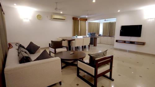 Chitrakoot Hotel | Arogyadham Swasthya Kutir