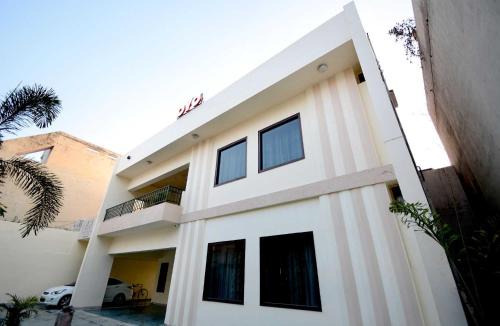 Ludhiana Hotel | Hotel O DS Royal Guest House
