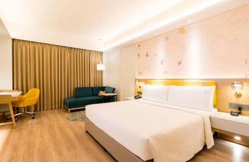 Lucknow Hotel | Holiday Inn Lucknow Airport by IHG
