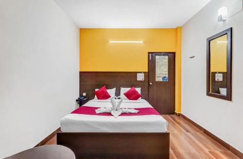 Mylapore Tiruvallikk Hotel | Season 4 Residences -Thiruvanmiyur Near Tidel park Apollo Proton cancer center and IIT Madras Research Park