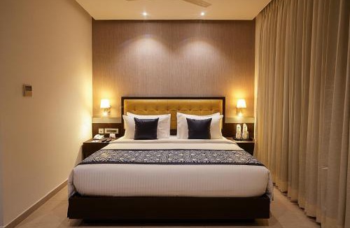 Sheshadripuram Hotel | Grand Continent Malleshwaram A Sarovar Portico Affiliate Hotel