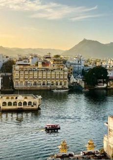Lake Swaroop Sagar House | Devi Villa