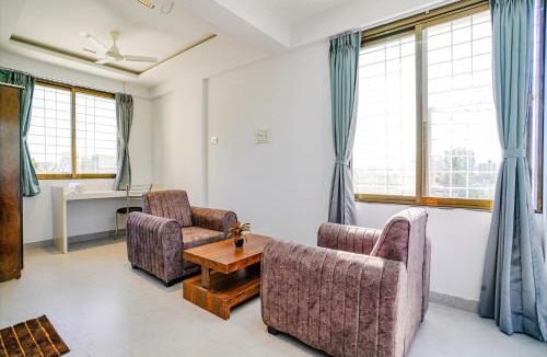 Wakad Hotel | Via Crystal Inn