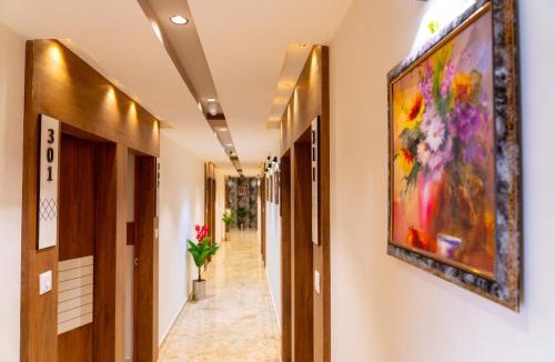 Vallabh Vidhyanagar Hotel | Hotel Lee Grand