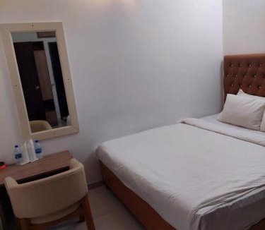 Uttara Hotel | Hotel Blue Castle