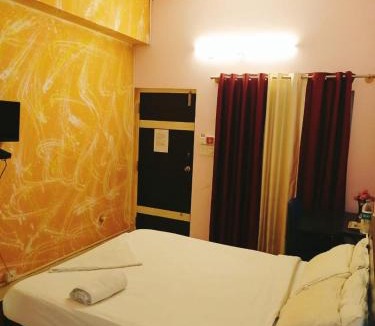 Banswadi Hotel | Metro Stays